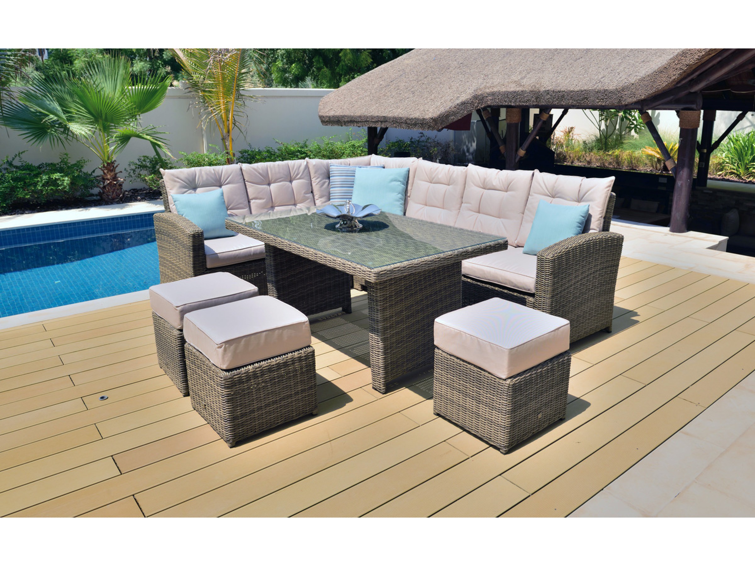 Outdoor Furniture Solutions | Cambridge Trading Qatar